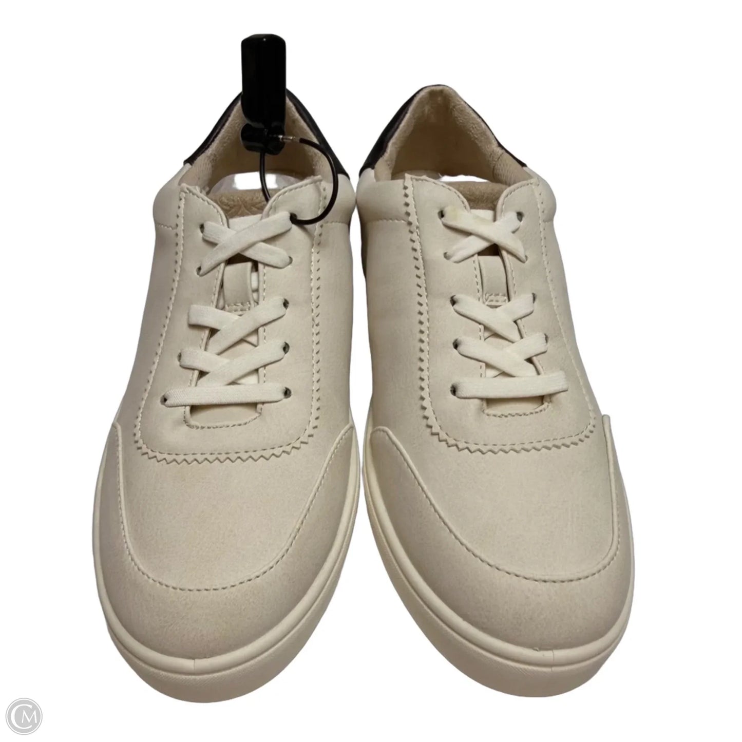 Shoes Sneakers By Life Stride In Cream, Size: 7.5
