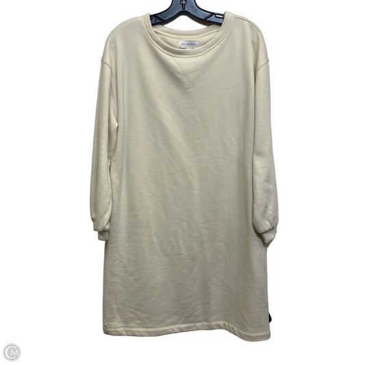 Dress Casual Short By Free Assembly In Cream, Size: L