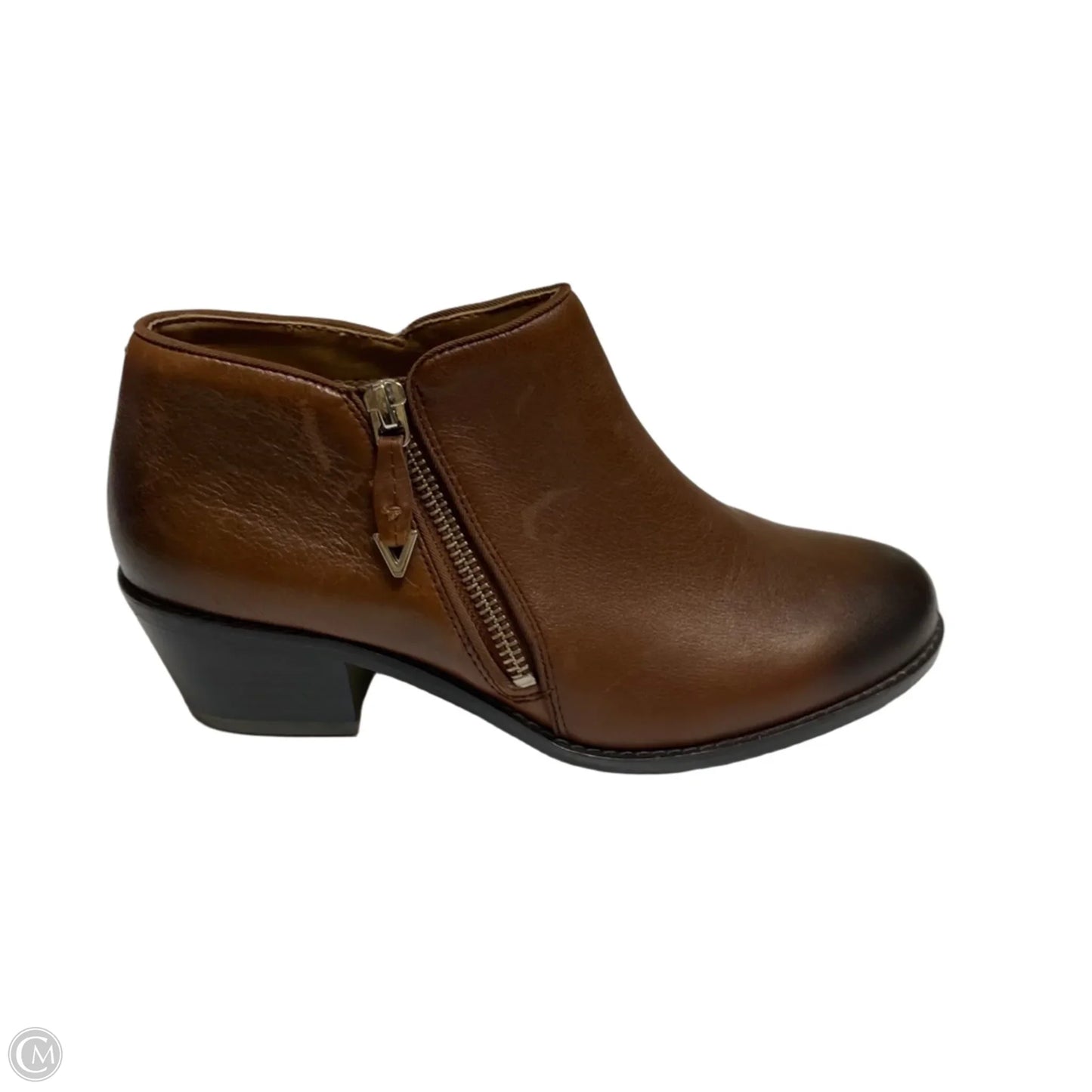 Boots Ankle Flats By Vionic In Brown, Size: 6.5