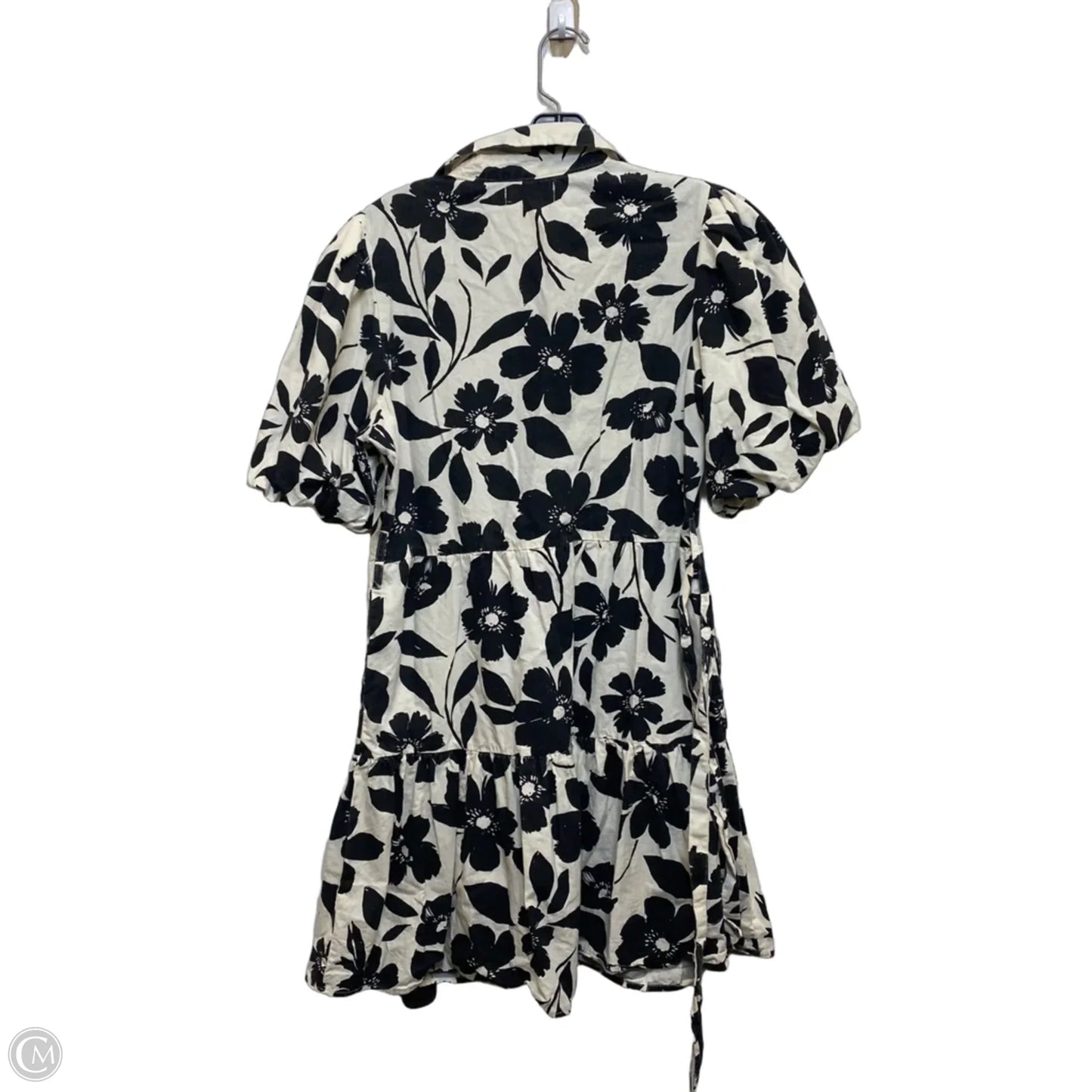 Dress Casual Short By Jessica Simpson In Cream, Size: M