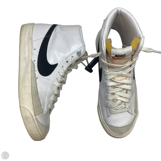 Shoes Sneakers By Nike In White, Size: 8.5
