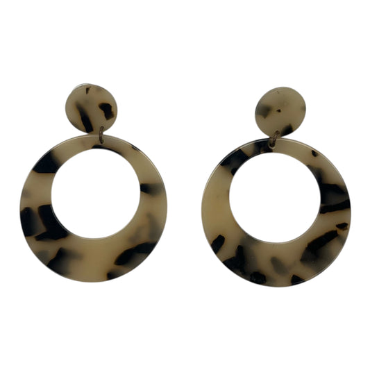 Earrings Dangle/Drop By Clothes Mentor In Brown