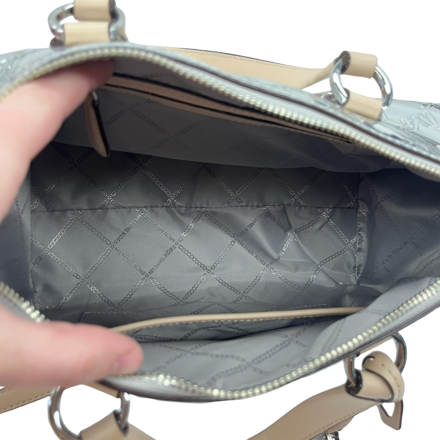 Handbag Designer By Michael Kors In Silver, Size:Medium