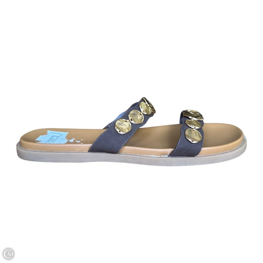 Sandals Flats By Cmc In Brown & Gold, Size: 11