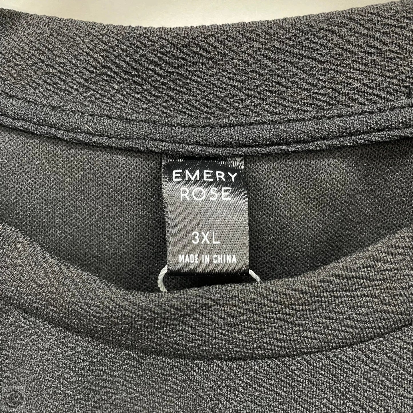 Top Long Sleeve By Emery Rose In Black, Size: 3x