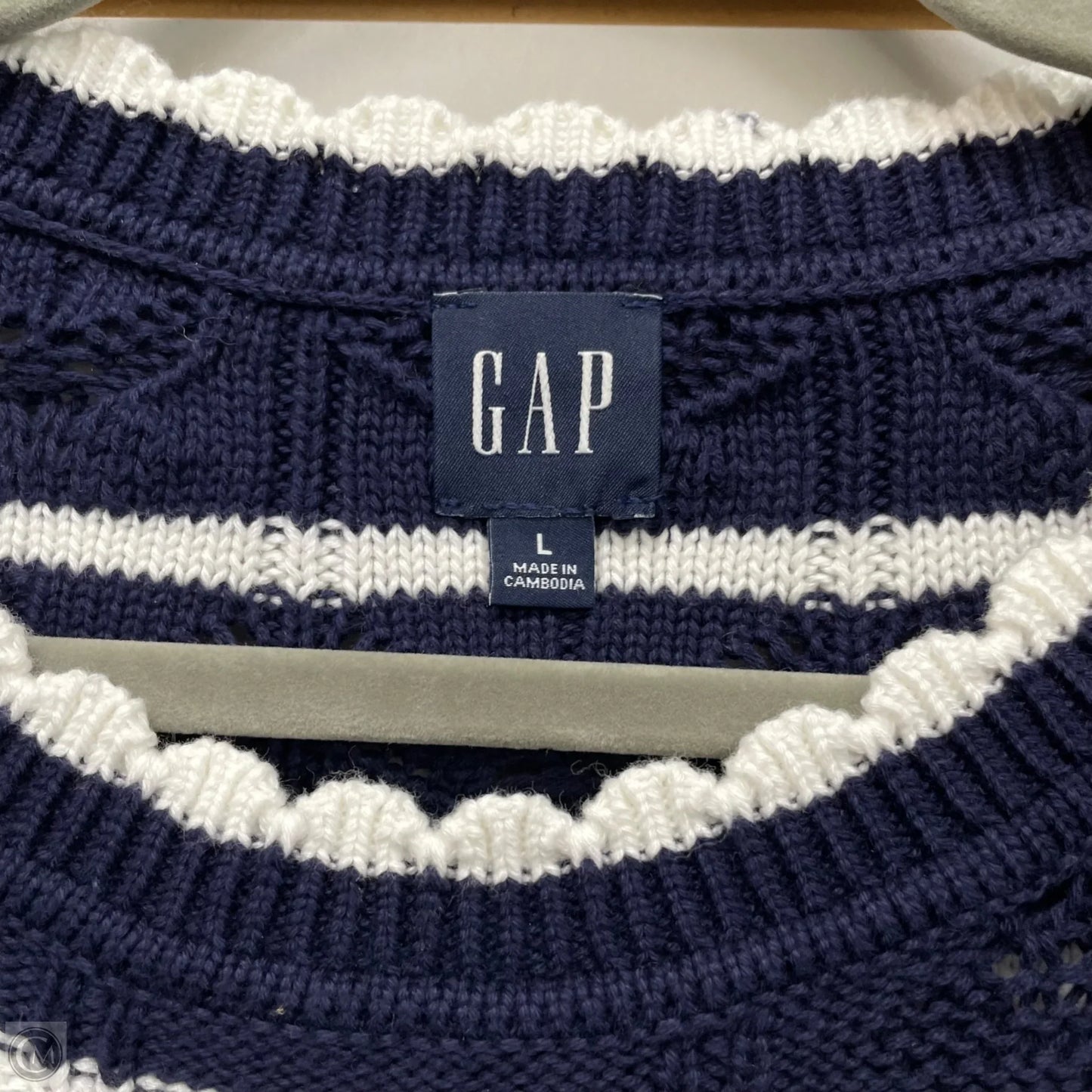 Sweater By Gap In Navy, Size: L