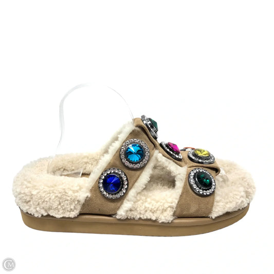 Sandals Designer By Kurt Geiger In Tan, Size: 9