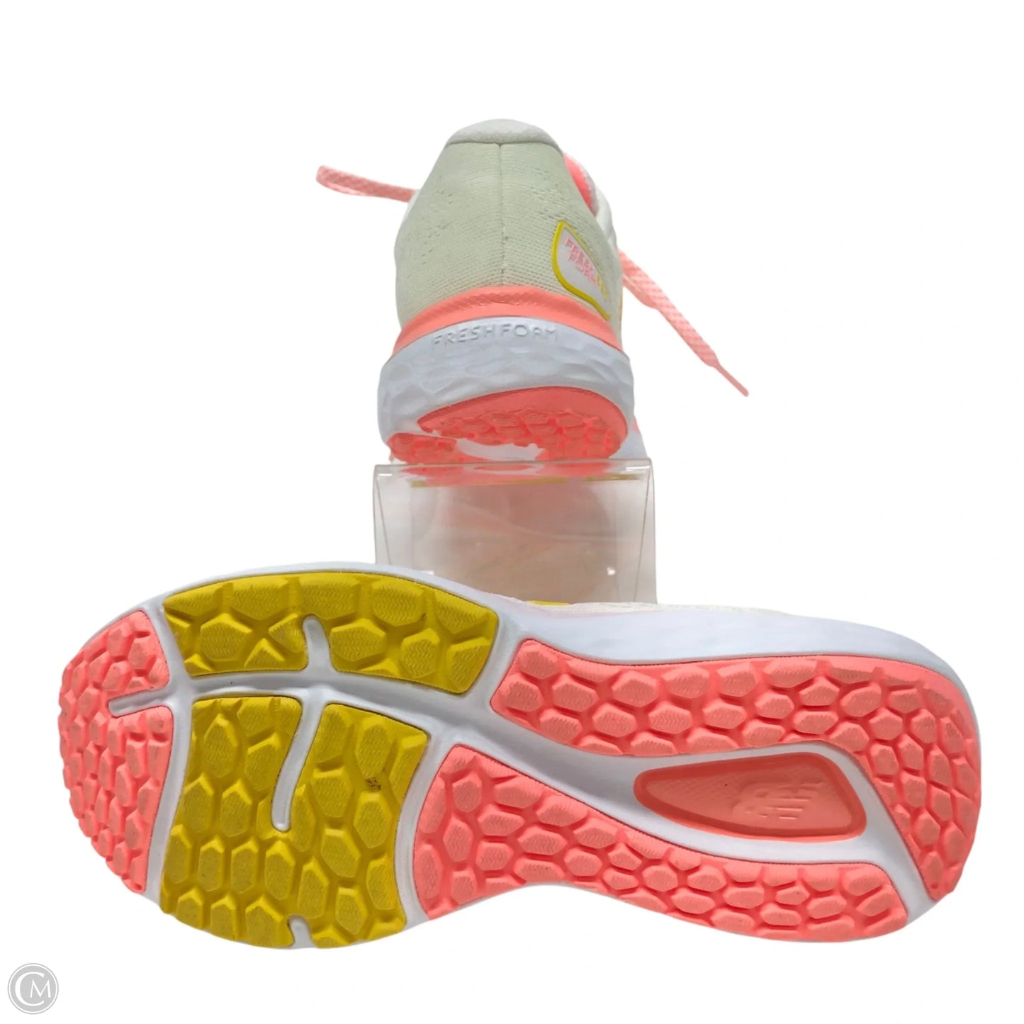 Shoes Athletic By New Balance In Pink & White, Size: 5