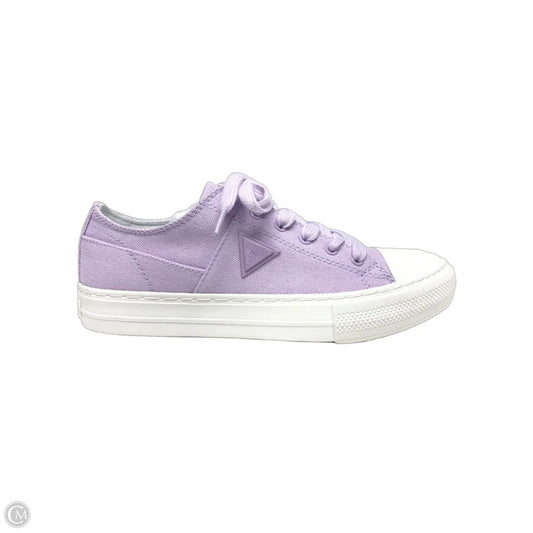 Shoes Sneakers By Guess In Purple, Size: 7