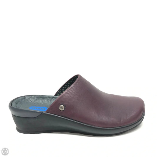 Shoes Flats By Cmc In Maroon, Size: 7.5