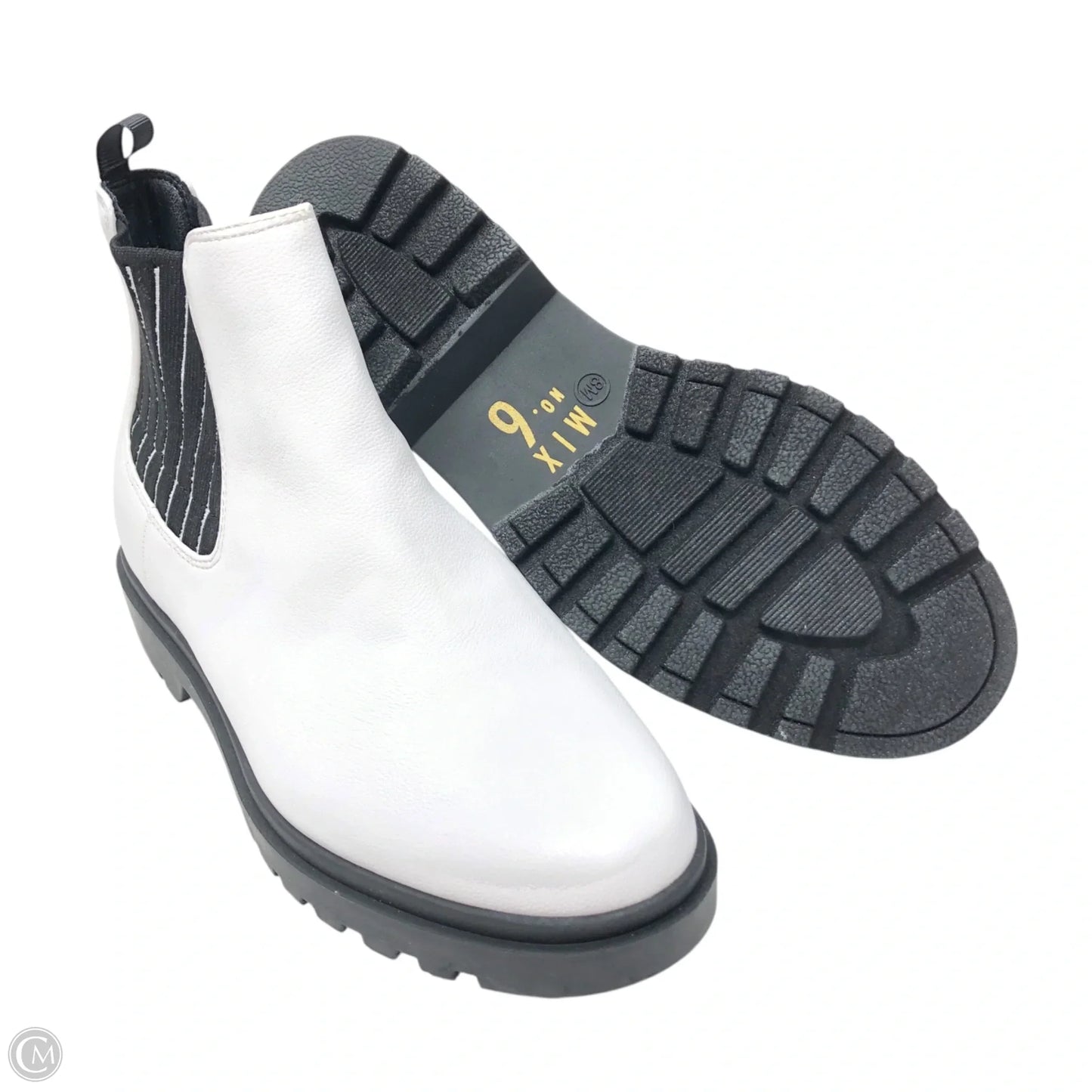 Boots Ankle Flats By Mix No 6 In White, Size: 8