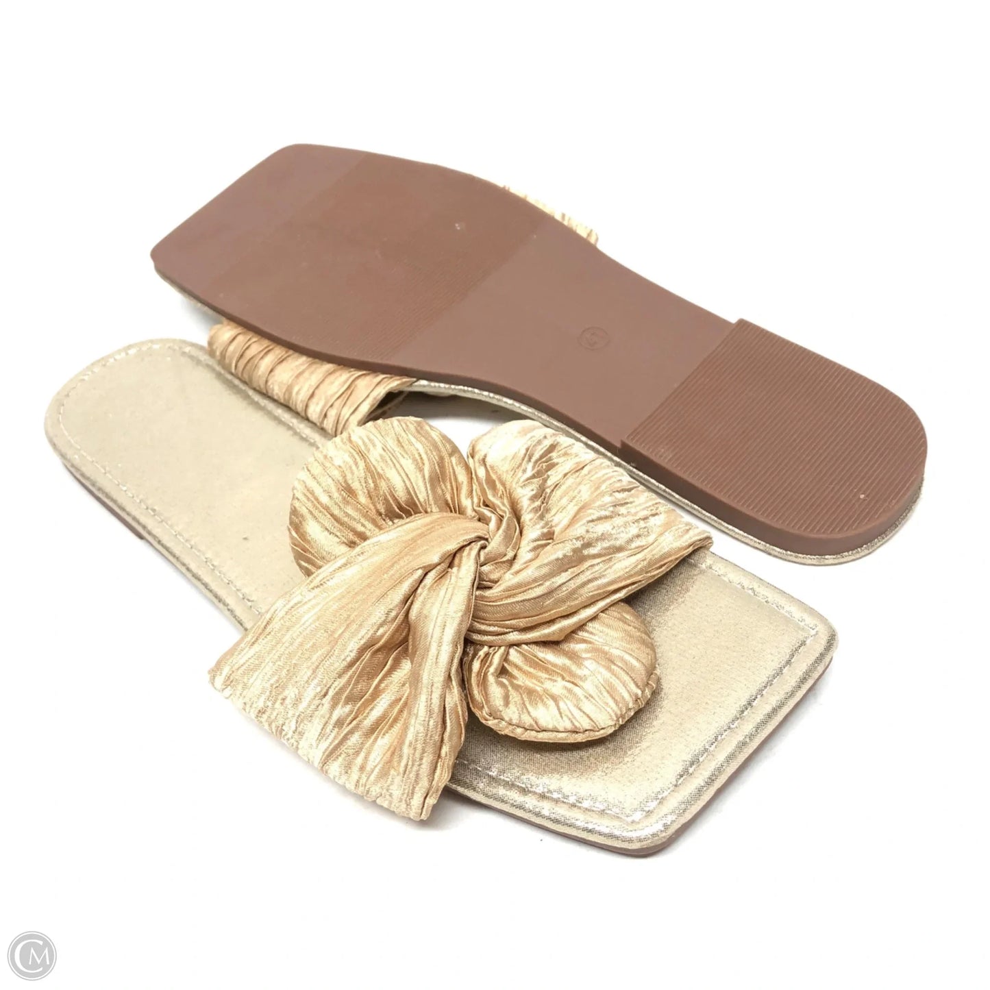 Sandals Flats By Clothes Mentor In Gold, Size: 10