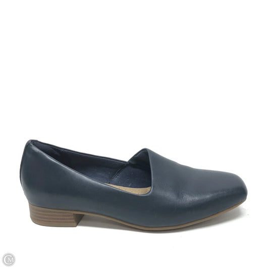 Shoes Flats By Clarks In Navy, Size: 6.5