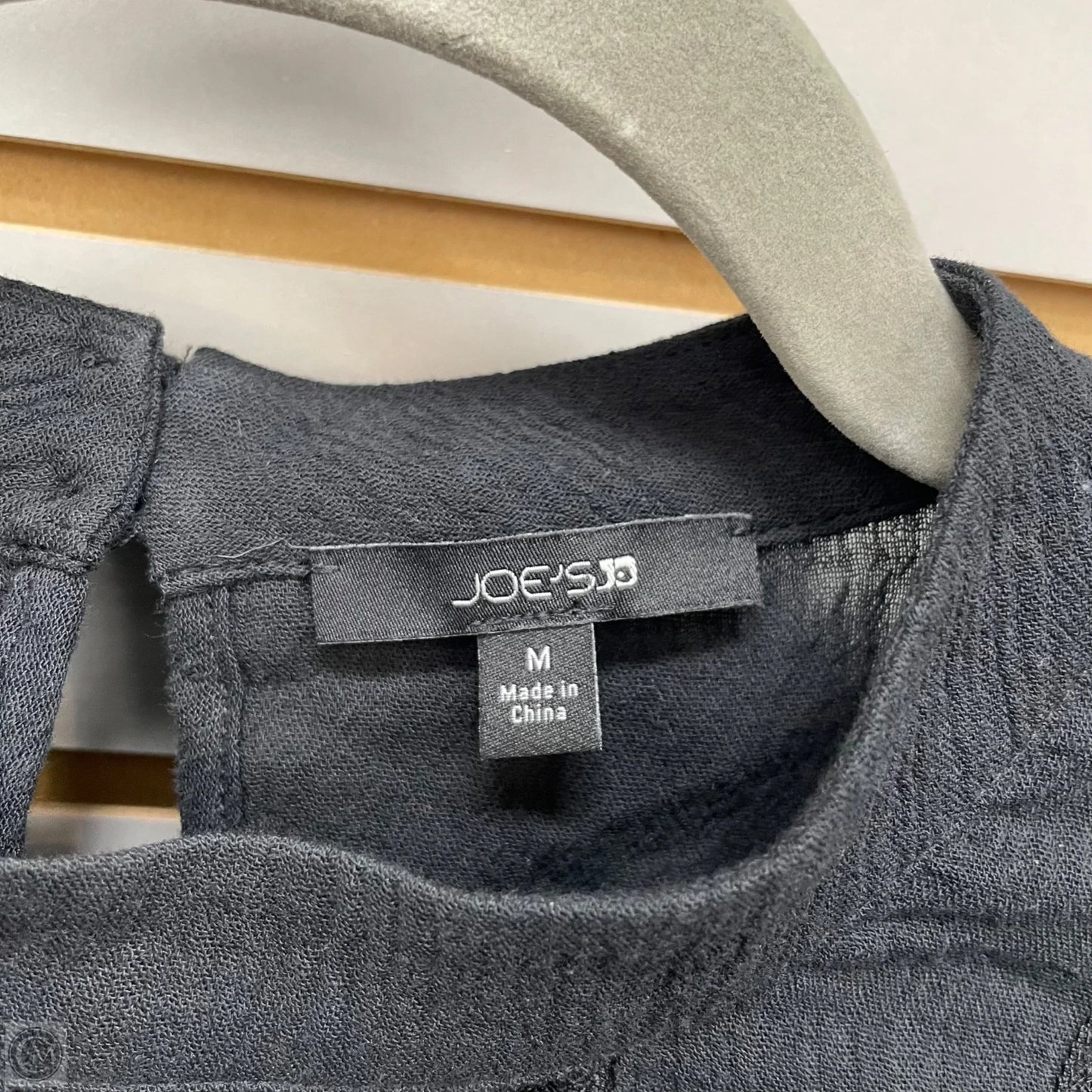 Top Long Sleeve By Joes Jeans In Black, Size: M