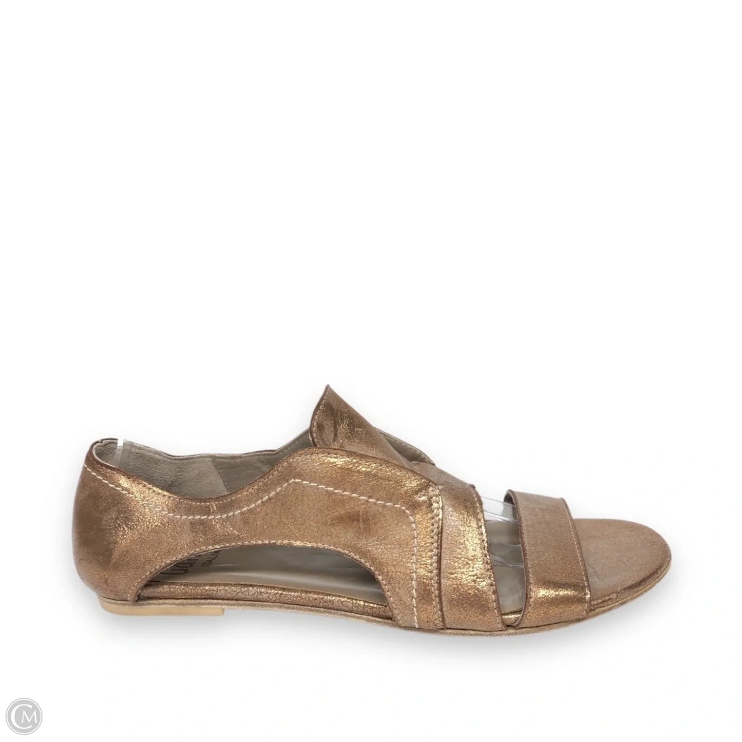 Shoes Flats By Cmc In Gold, Size: 10