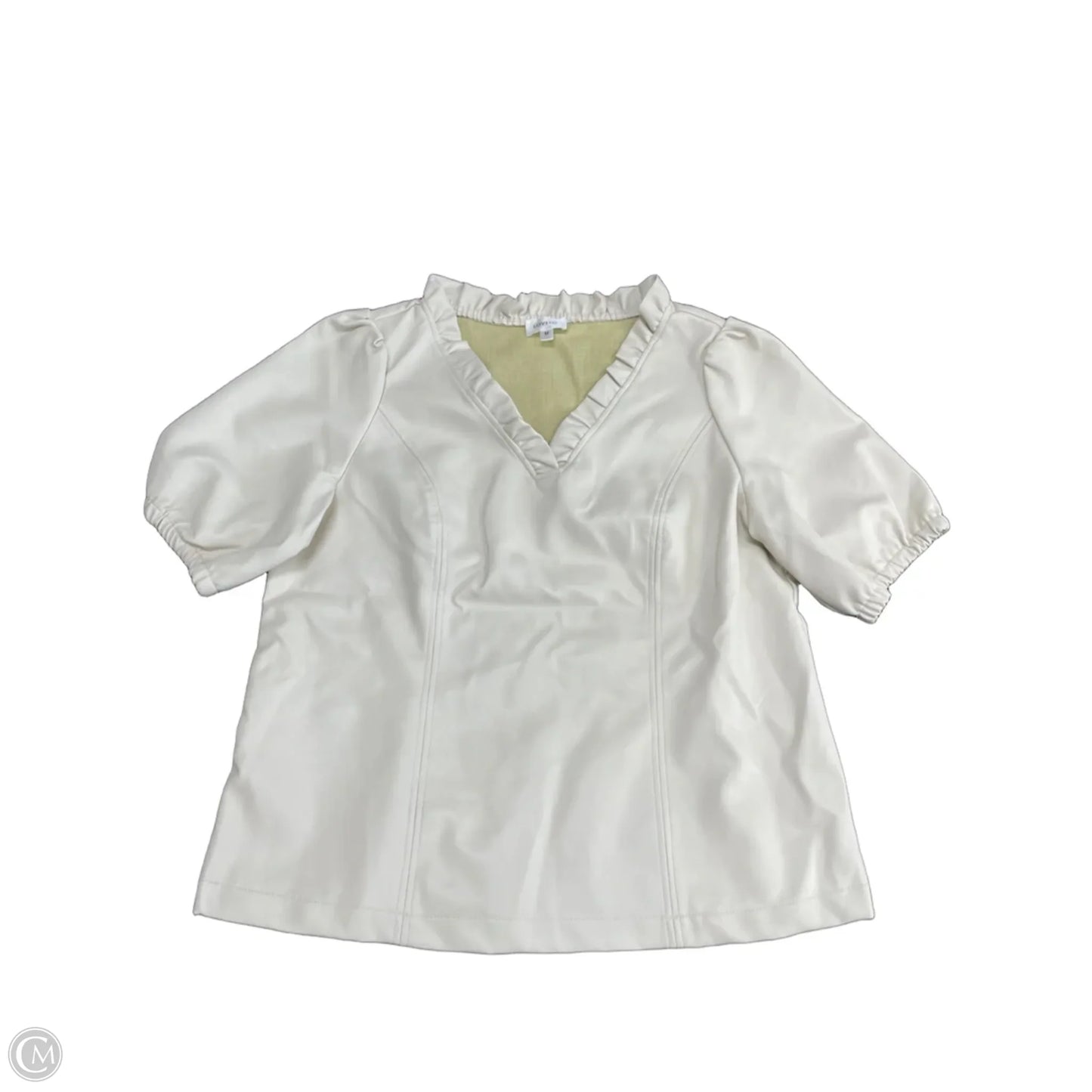 Top Short Sleeve By Clothes Mentor In Cream, Size: M