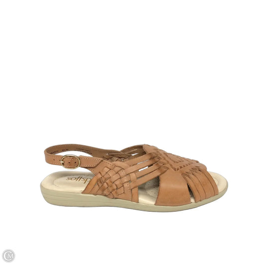 Sandals Flats By Softspots In Brown, Size: 8.5