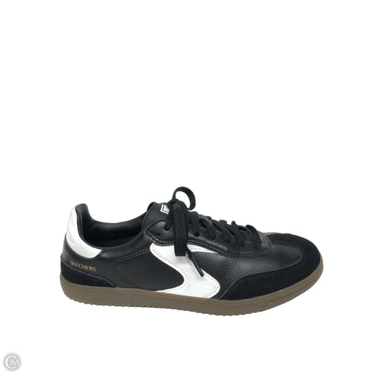 Shoes Sneakers By Skechers In Black & White, Size: 7.5