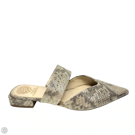 Shoes Flats By Vince Camuto In Gold, Size: 9