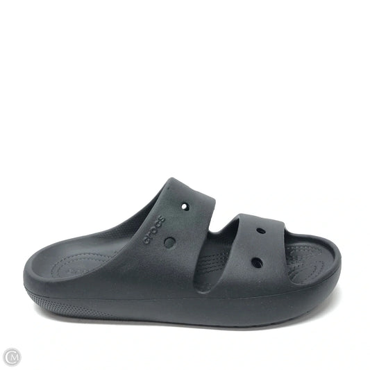 Sandals Flats By Crocs In Black, Size: 9