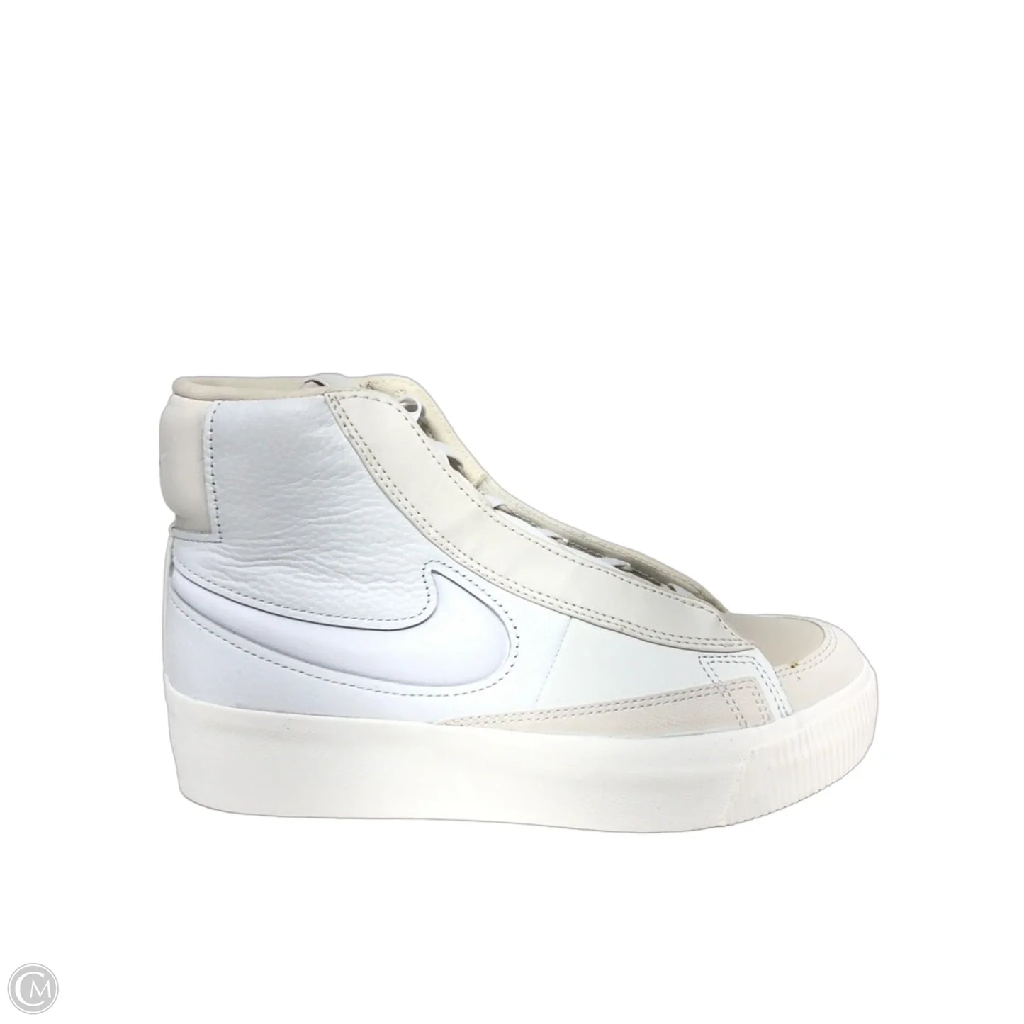 Shoes Sneakers By Nike In White, Size: 7