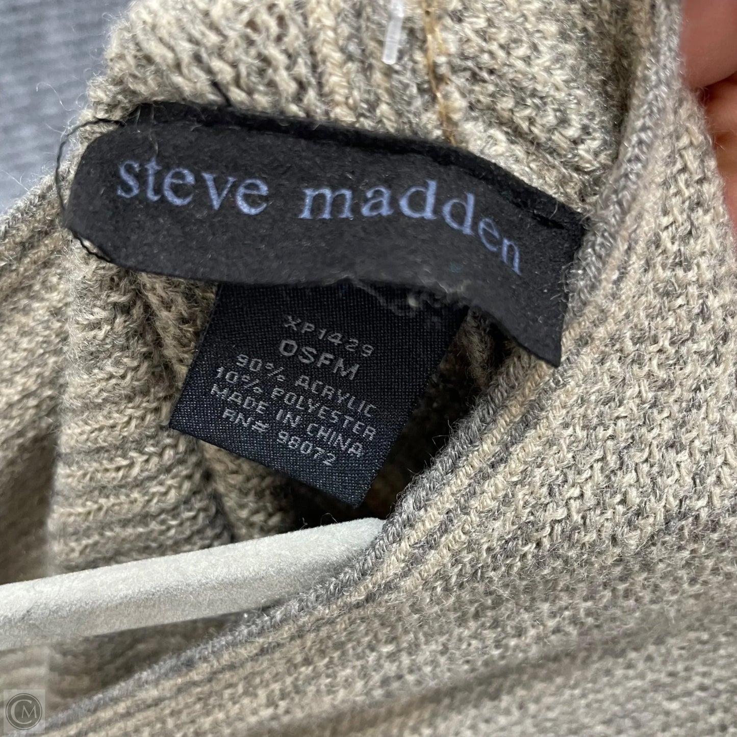 Poncho By Steve Madden In Cream & Grey, Size: Osfm