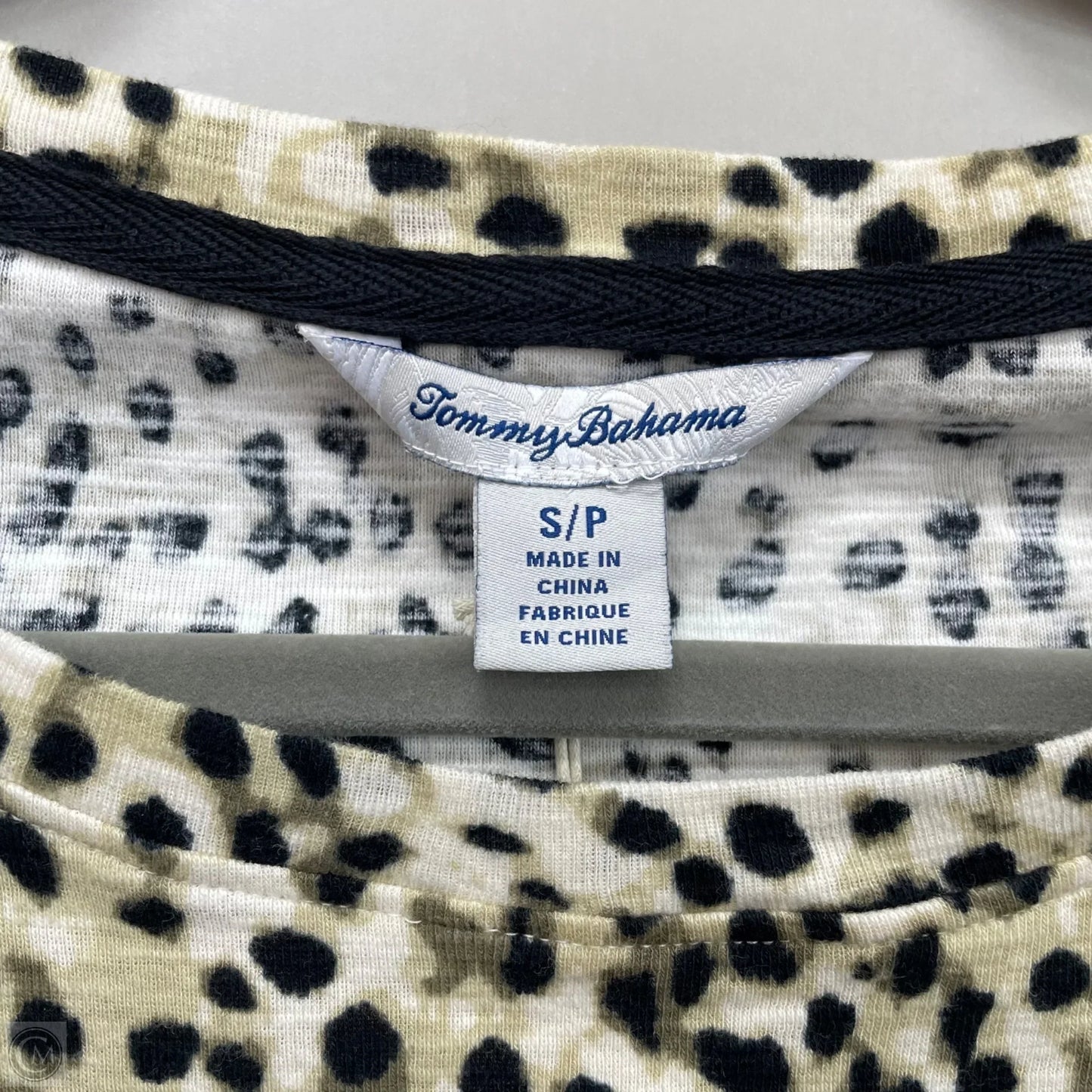 Top Long Sleeve By Tommy Bahama In Animal Print, Size: S