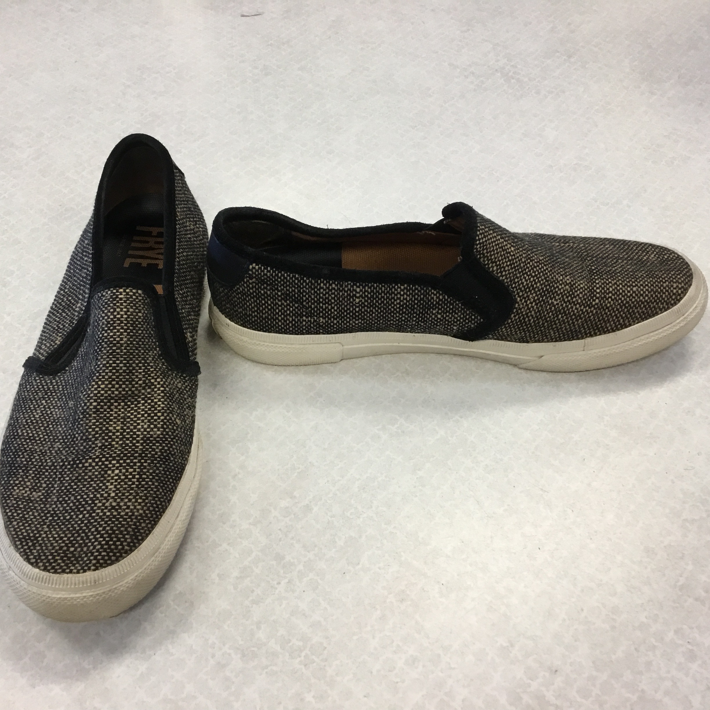 Shoes Designer By Frye  Size: 9.5