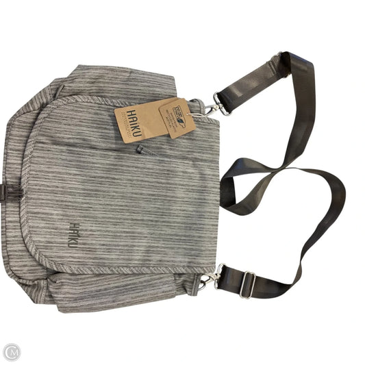 Handbag By Clothes Mentor, Size: Medium
