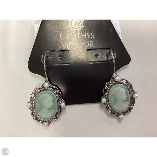 Earrings Dangle/drop By Clothes Mentor