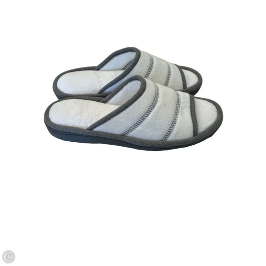Slippers By Isotoner In White, Size: 8.5