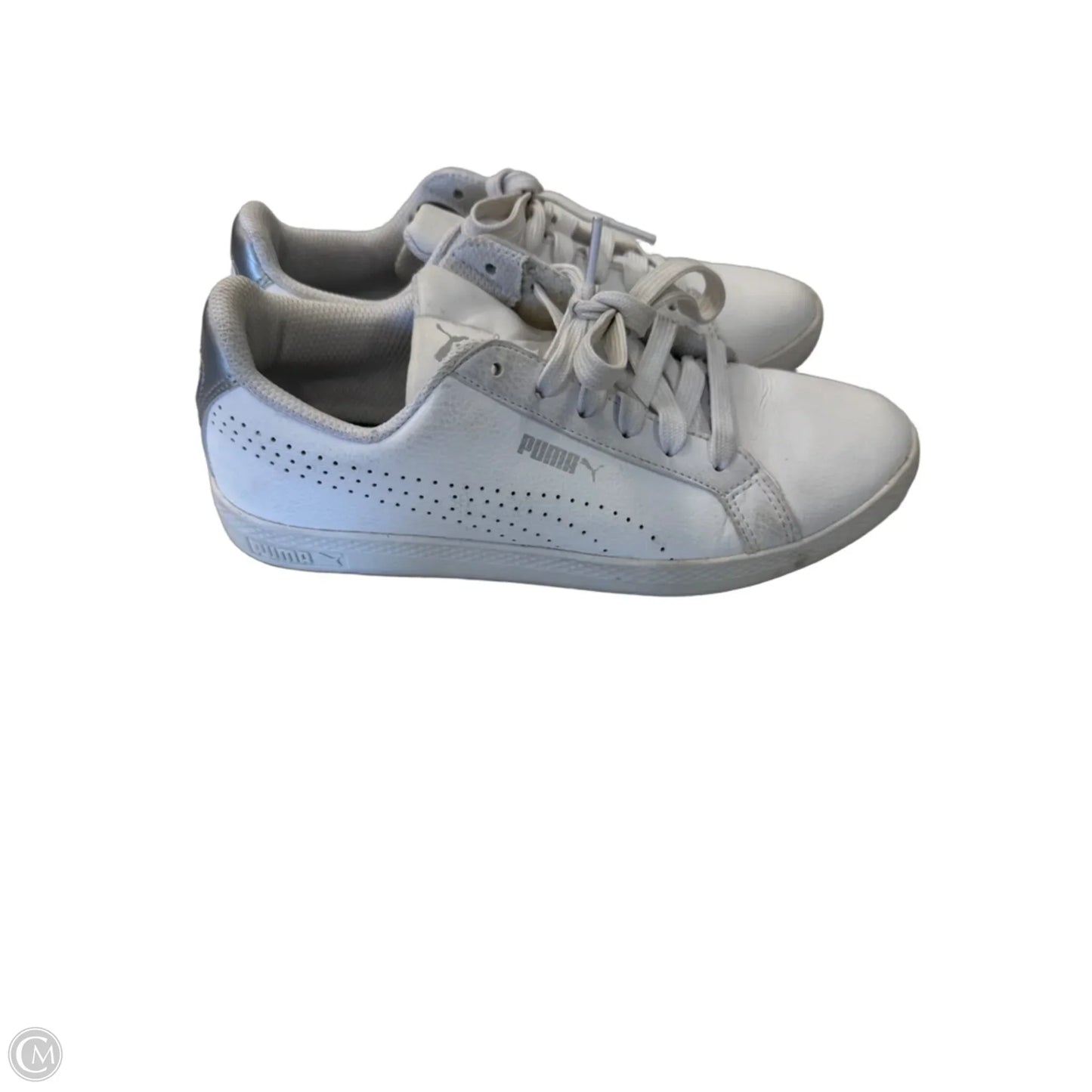 Shoes Sneakers By Puma In White, Size: 6.5
