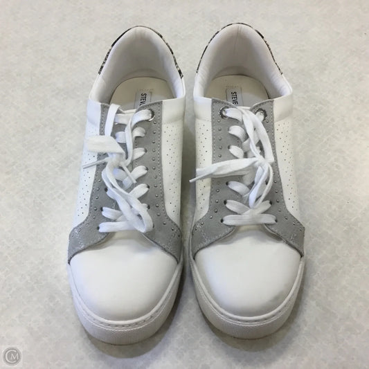 Shoes Athletic By Steve Madden In White, Size: 10