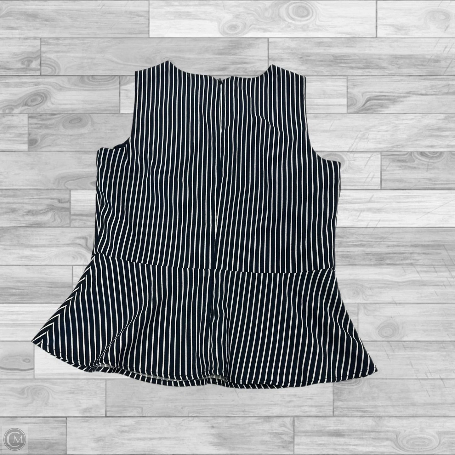 Top Sleeveless By Banana Republic In Striped Pattern, Size: 4