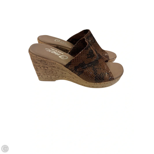 Sandals Heels Wedge By Clothes Mentor In Brown, Size: 7.5