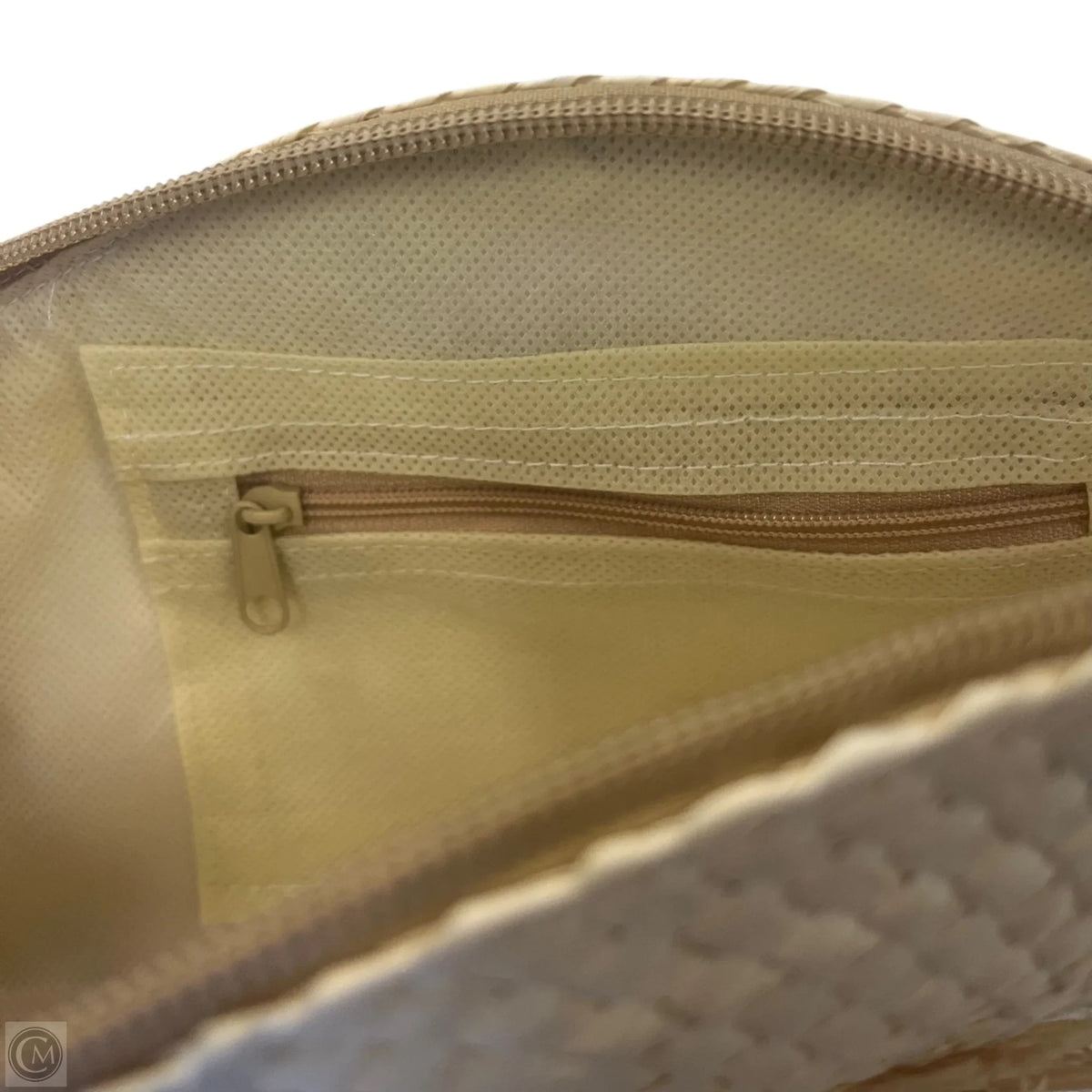 Clutch By Clothes Mentor, Size: Small