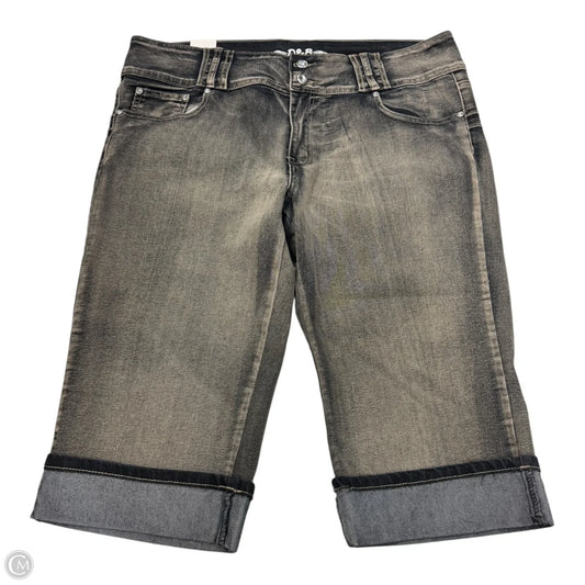 Capris By Clothes Mentor In Denim, Size: 22