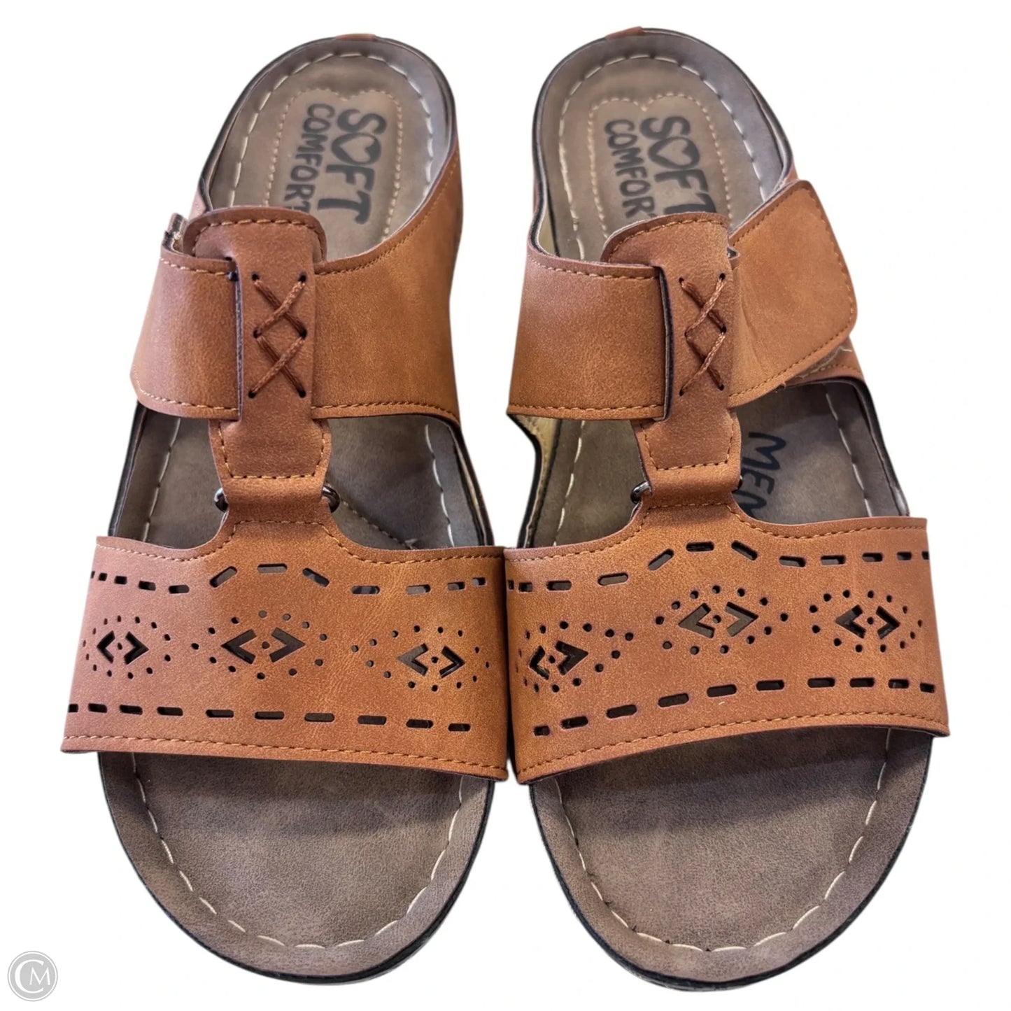 Sandals Flats By Clothes Mentor In Brown, Size: 9
