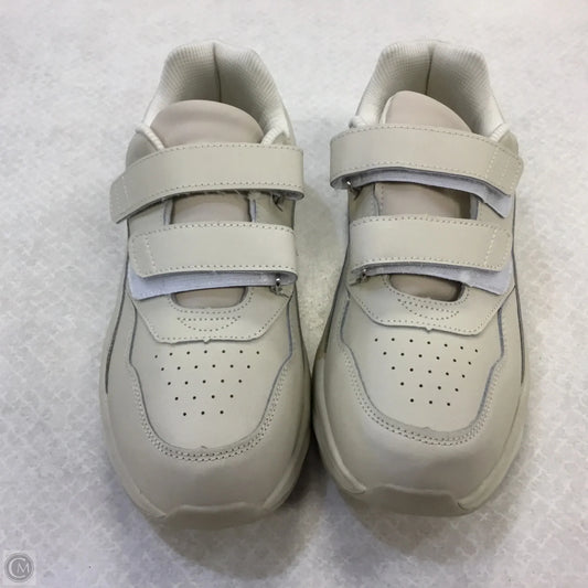 Shoes Athletic By Cmc In Cream, Size: 9