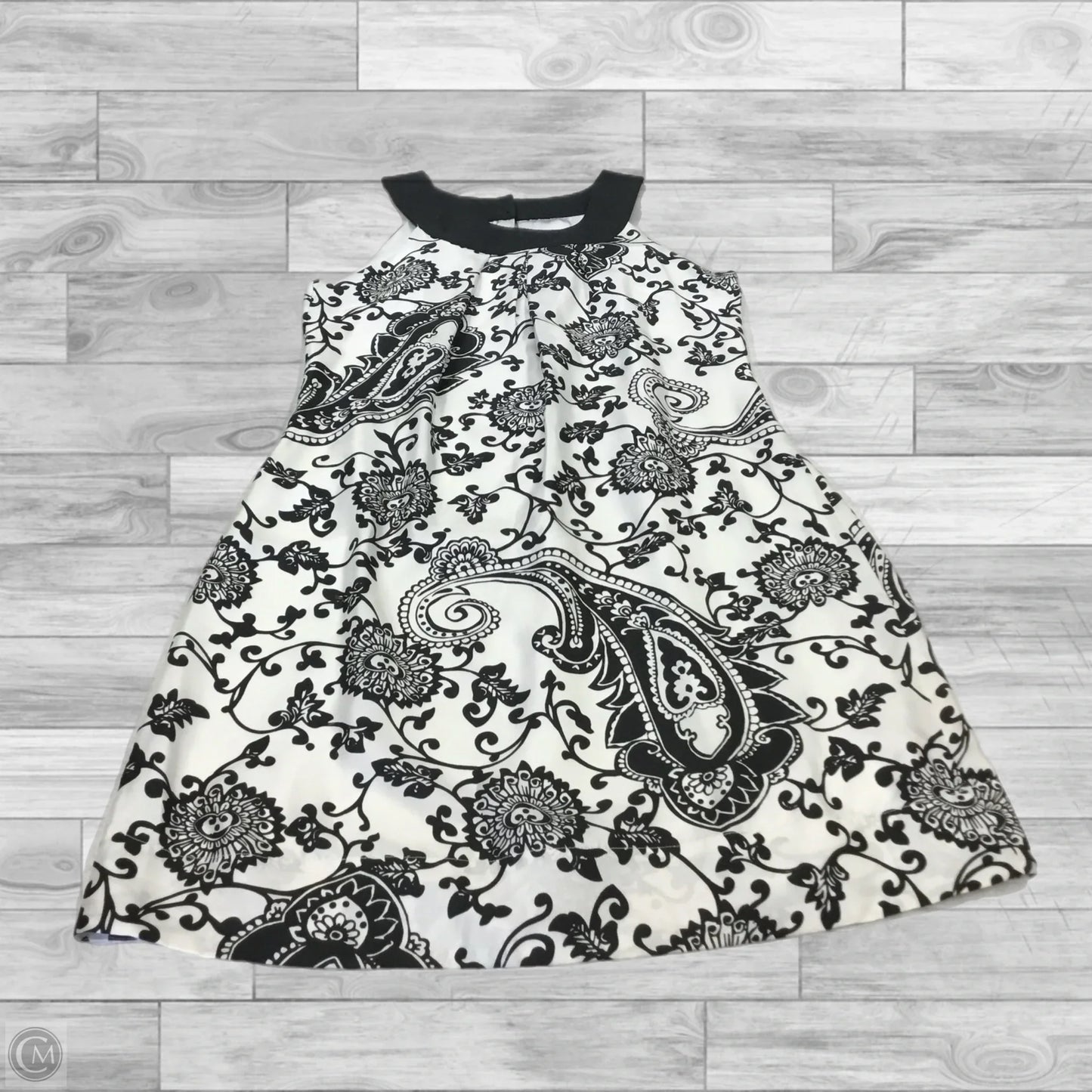 Dress Casual Short By White House Black Market In Black, Size: 6