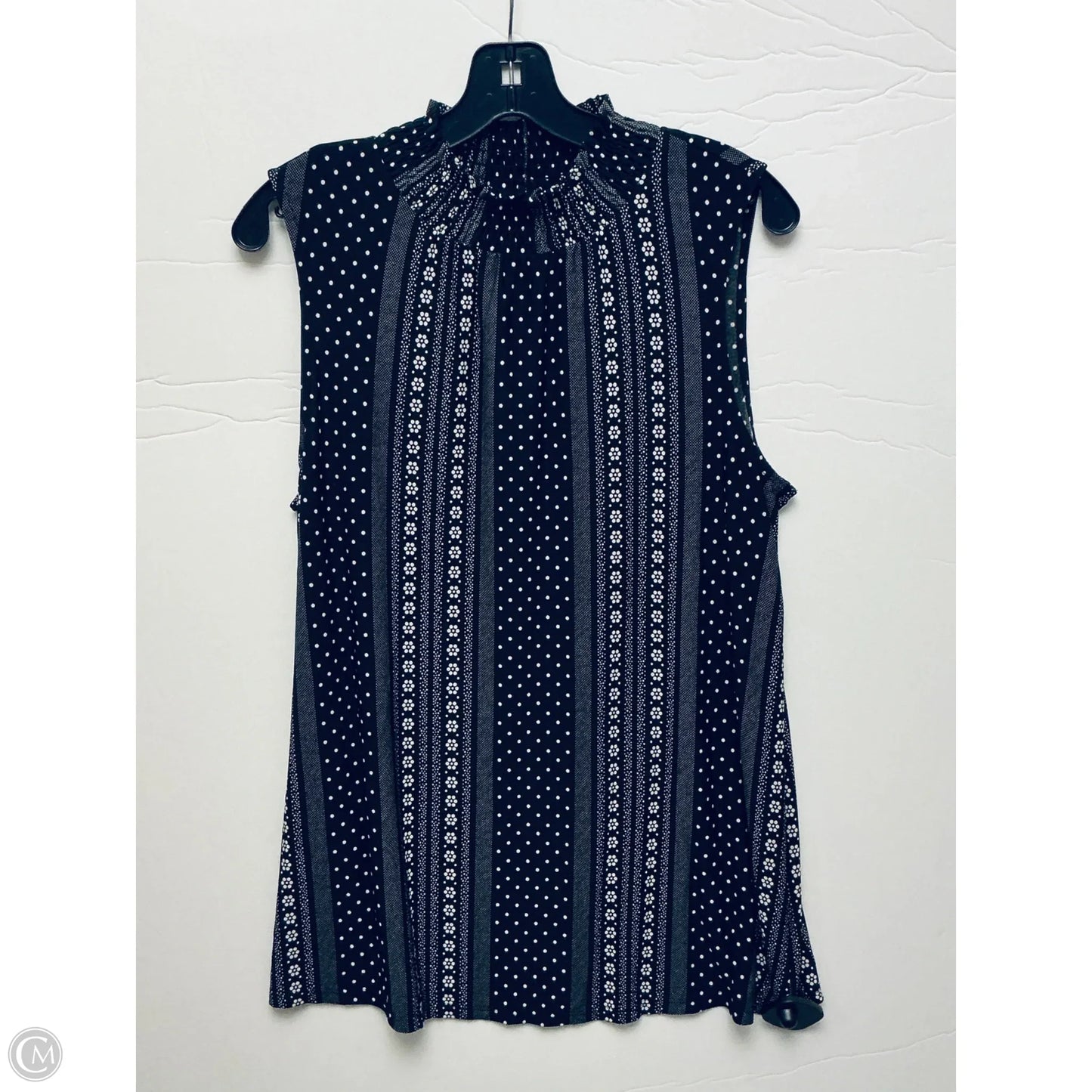 Top Sleeveless By Cato In Black, Size: L