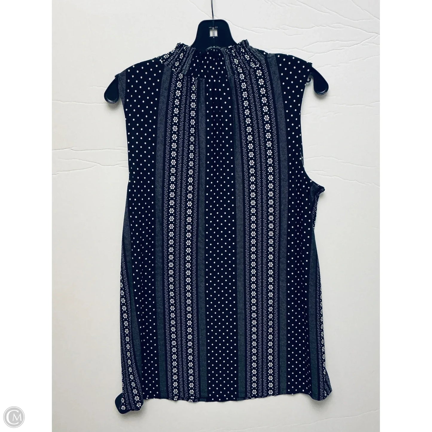 Top Sleeveless By Cato In Black, Size: L