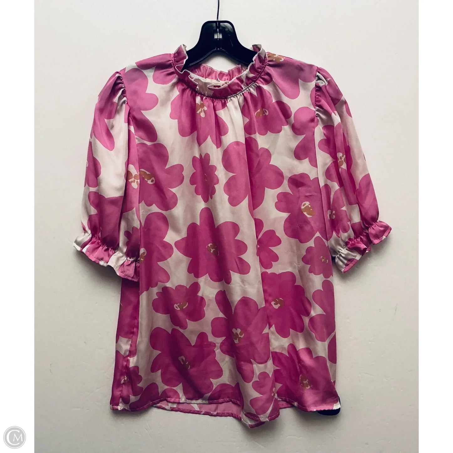 Top Short Sleeve Basic By Entro In Pink, Size: M