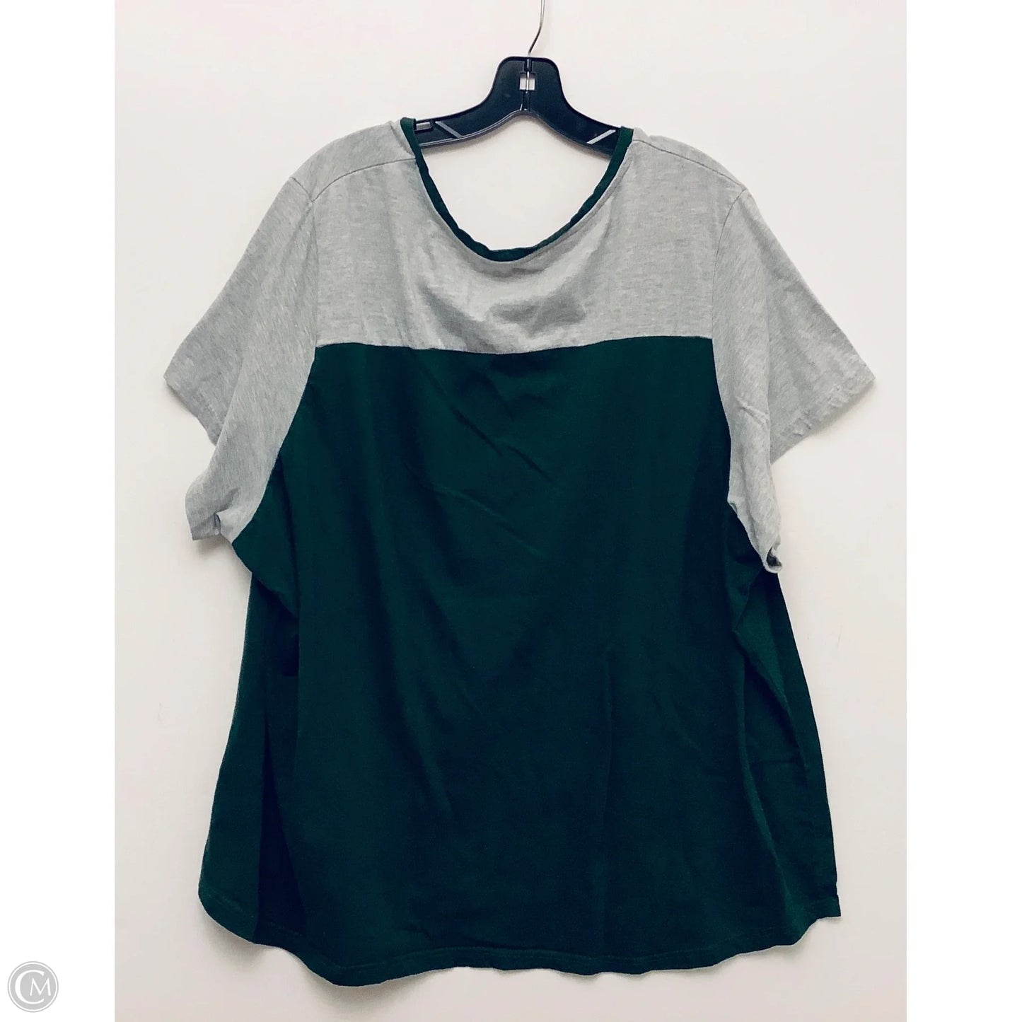 Top Short Sleeve Basic By Fanatics In Green, Size: 4x