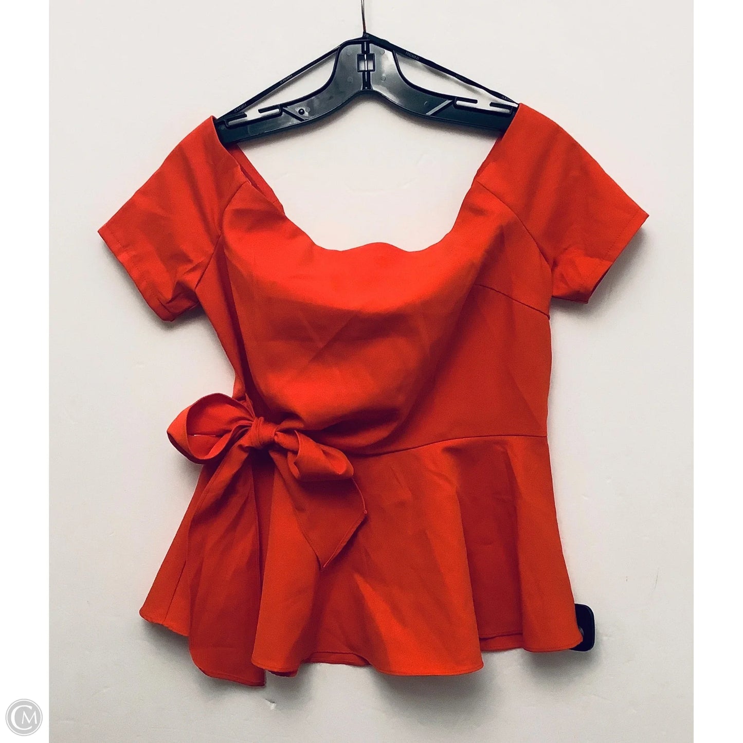 Top Short Sleeve By Forever 21 In Red, Size: Mp