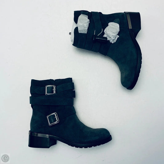 Boots Ankle Flats By Vince Camuto In Grey, Size: 7