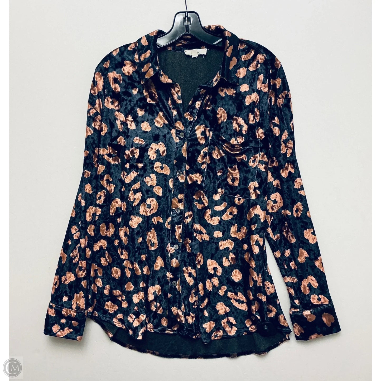 Top Long Sleeve By Entro In Grey, Size: L