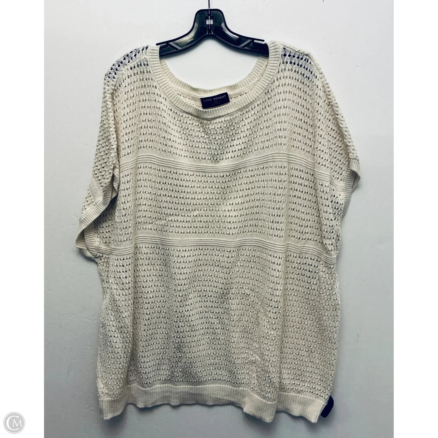 Top Short Sleeve By Lane Bryant In Cream, Size: 4x