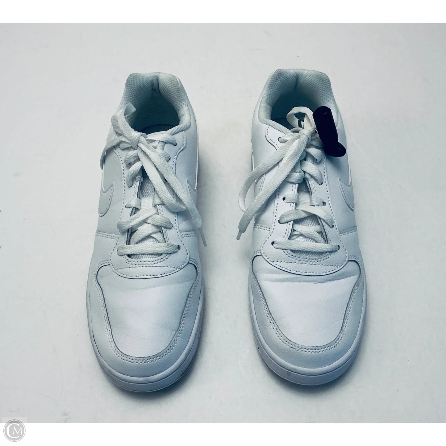 Shoes Sneakers By Nike In White, Size: 10