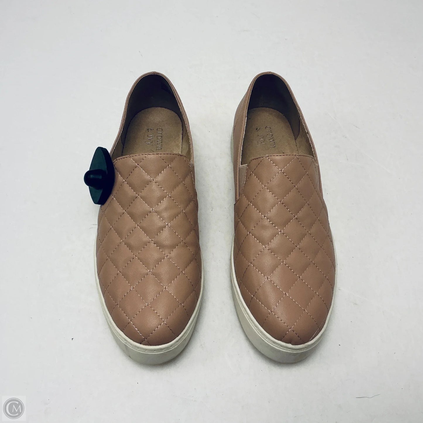 Shoes Flats By Crown And Ivy In Beige, Size: 7.5